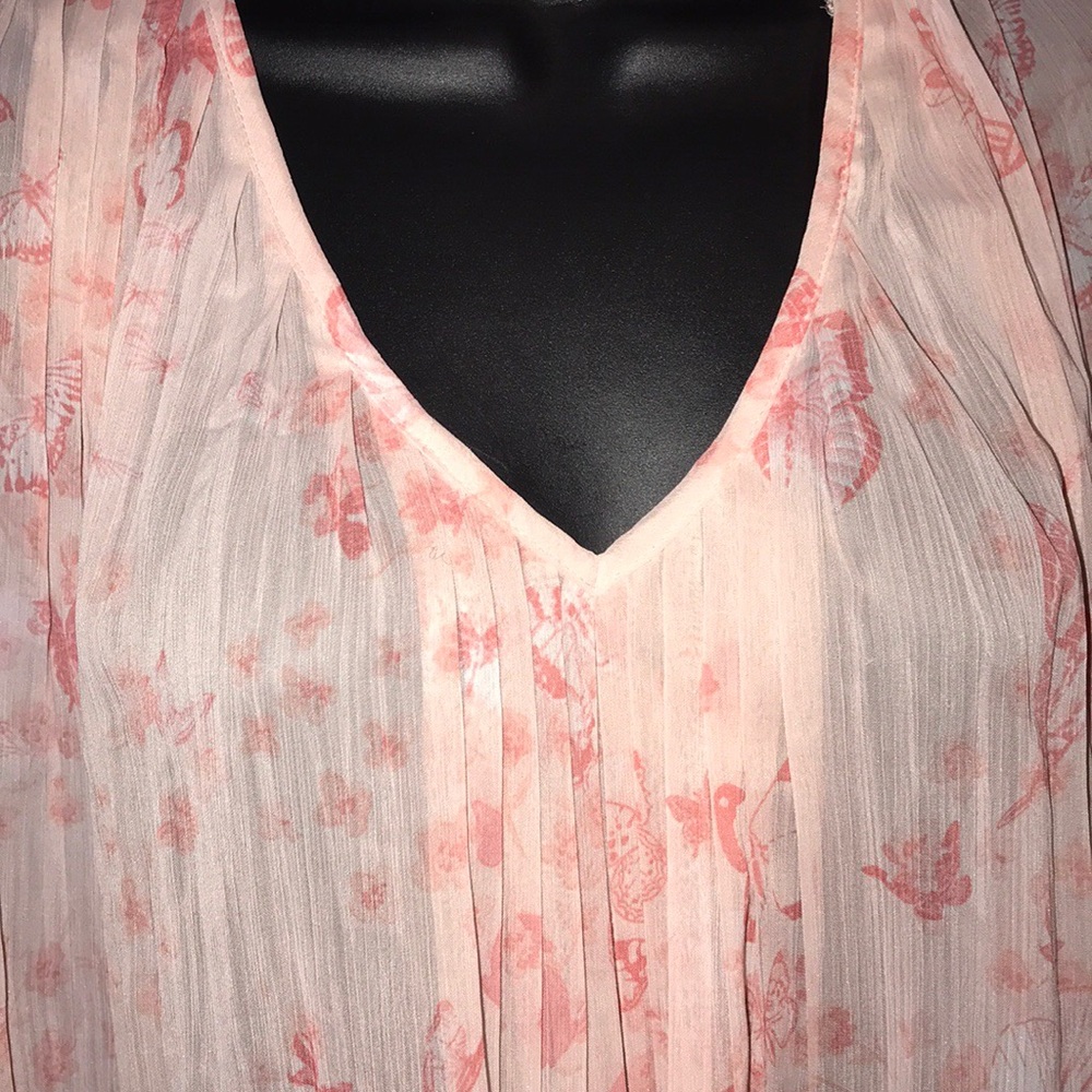Sleeveless Sheer Pleated Top w/ Cami-  Size M